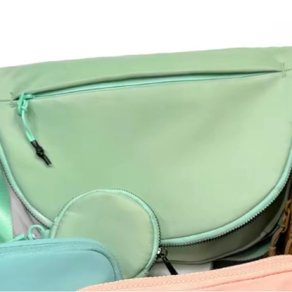 Iris & Rainbow: pockets full of hope crossbody purse - Picture 5 of 12